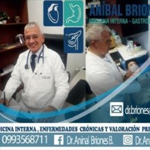Hermes Aníbal Briones Briones, Médico Internista en Quito | Agenda una cita online