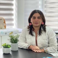 Carolina Del Valle Aranda Rodríguez, Pediatra en Quito | Agenda una cita online