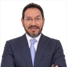 Fernando Miguel Vallejo Tapia, Ginecólogo Obstetra en Quito | Agenda una cita online