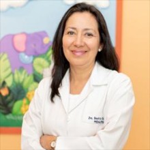 Beatriz Irene Benitez Rodriguez, Pediatra en Quito | Agenda una cita online
