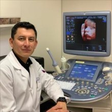Hugo Mauricio Sánchez Sanmiguel, Ginecólogo Obstetra en Quito | Agenda una cita online
