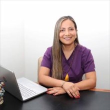 Heidy Cueva Romero, Especialista en Medicina Alternativa en Guayaquil | Agenda una cita online