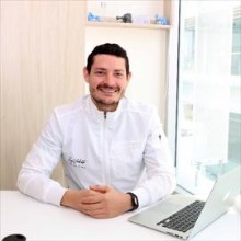 Jorge Verdesoto Gómez, Implantólogo en Samborondón | Agenda una cita online