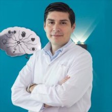 Xavier Calderón, Neurocirujano en Quito | Agenda una cita online