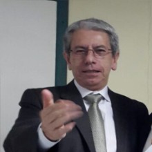 Jose Bucheli Teran, Ginecólogo Obstetra en Quito | Agenda una cita online