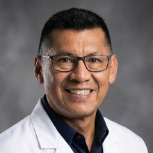 Eddy Patricio Gualotuña Amagua, Odontólogo en Quito | Agenda una cita online