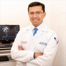 Daniel Orlando Echeverría Espinosa, Pediatra en Quito | Agenda una cita online