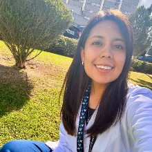 Silvia Carolina Bernal Veloz Dra.