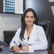 Thalía Ortega Escarabay, Gastroenterólogo en Quito | Agenda una cita online