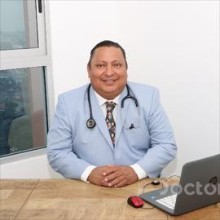 Julio César Bravo Barros, Neurocirujano en Guayaquil | Agenda una cita online