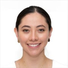 Nicole Cevallos Aguirre, Dentista en Quito | Agenda una cita online