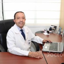 Andrés Velásquez Muñoz, Ginecólogo Obstetra en Guayaquil | Agenda una cita online
