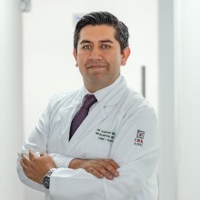 Santiago Reyes DÍaz Dr.